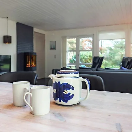 بيت للعطل 6 Person Holiday In Bl Vand *